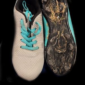 Kids soccer cleats